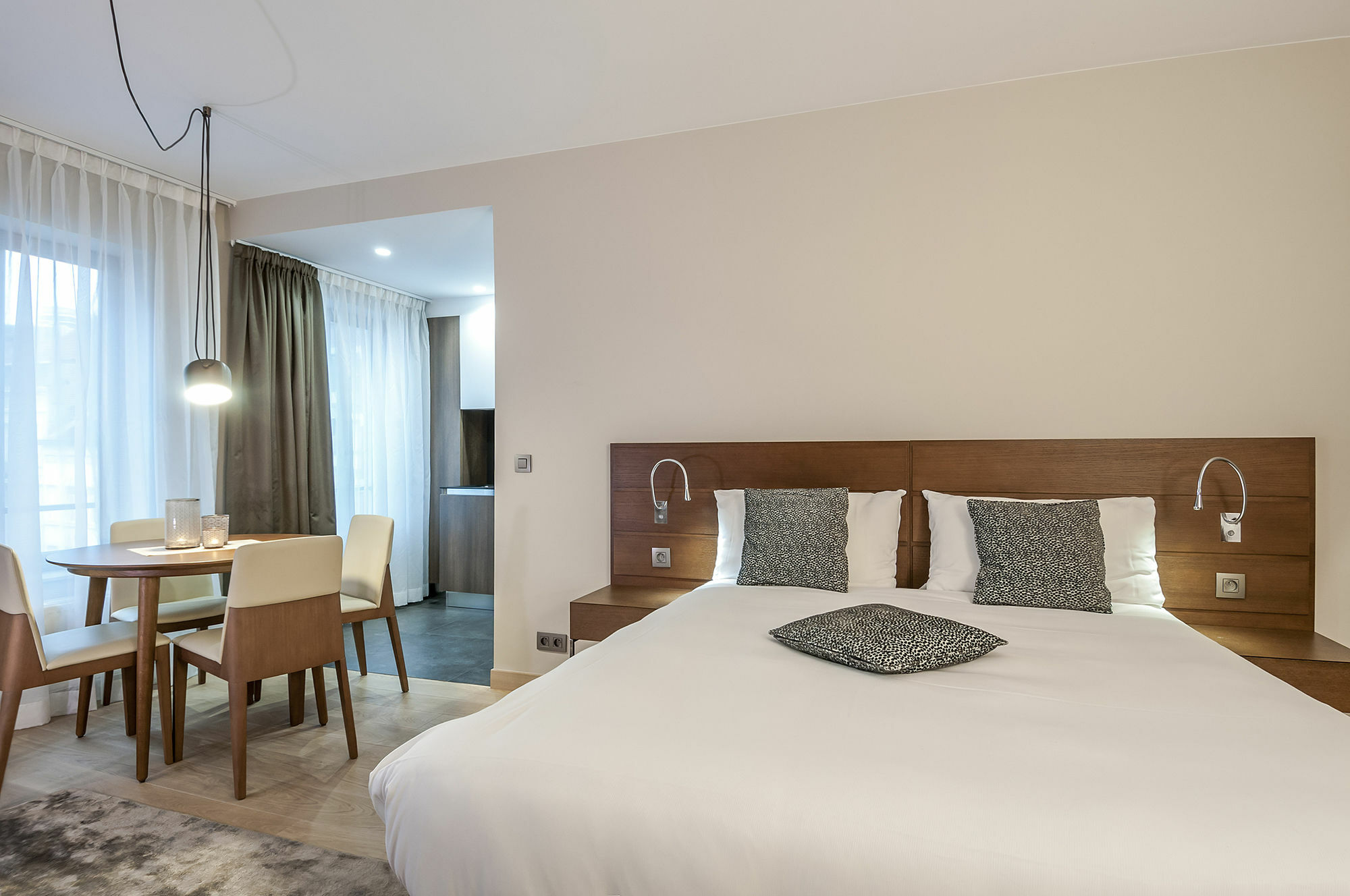 Saint-Gilles Aparthotel Residence Agenda מראה חיצוני תמונה